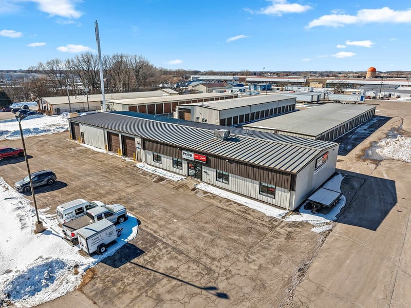 1215 Hickory Farm Ln, Grand Chute, WI 54914