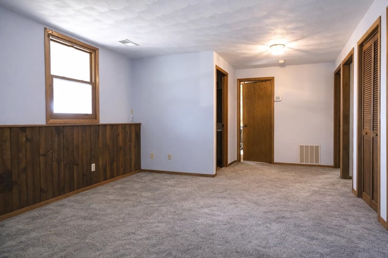 W6127 Colonial Dr, Appleton, WI 54914