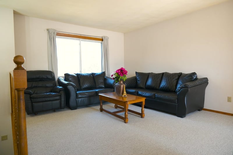 W6127 Colonial Dr, Appleton, WI 54914