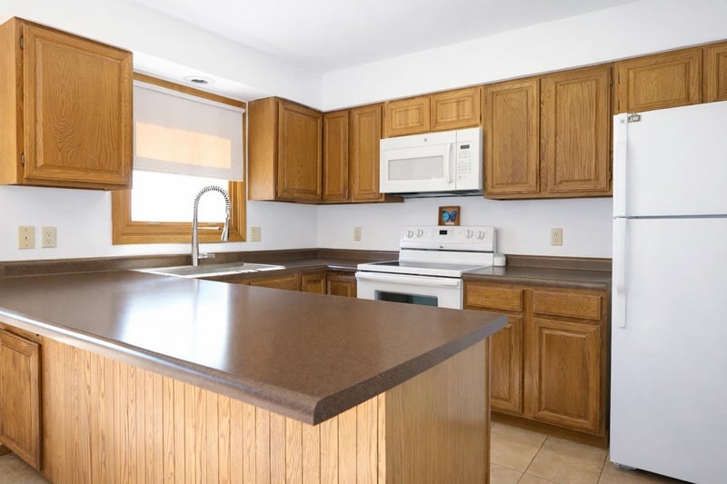 W6127 Colonial Dr, Appleton, WI 54914