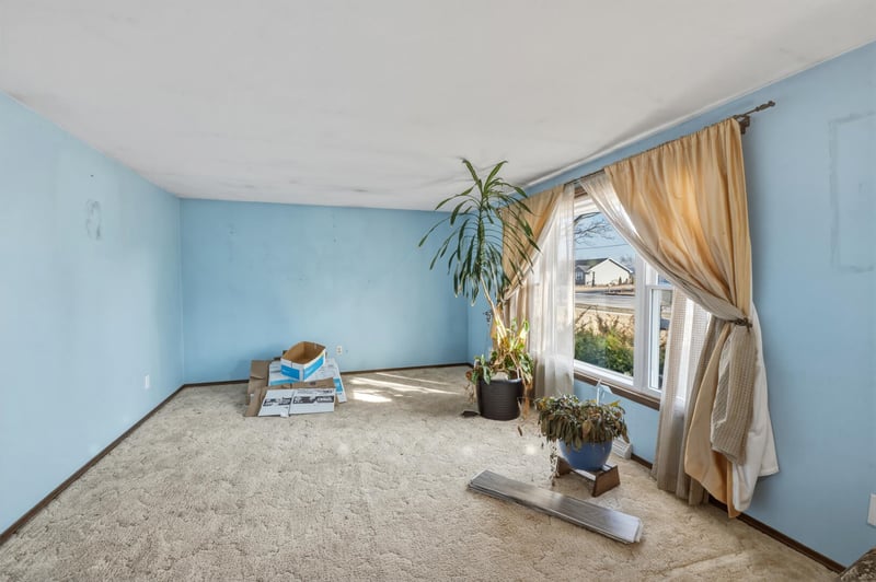 3165 Humboldt Rd, Green Bay, WI 54311-5775