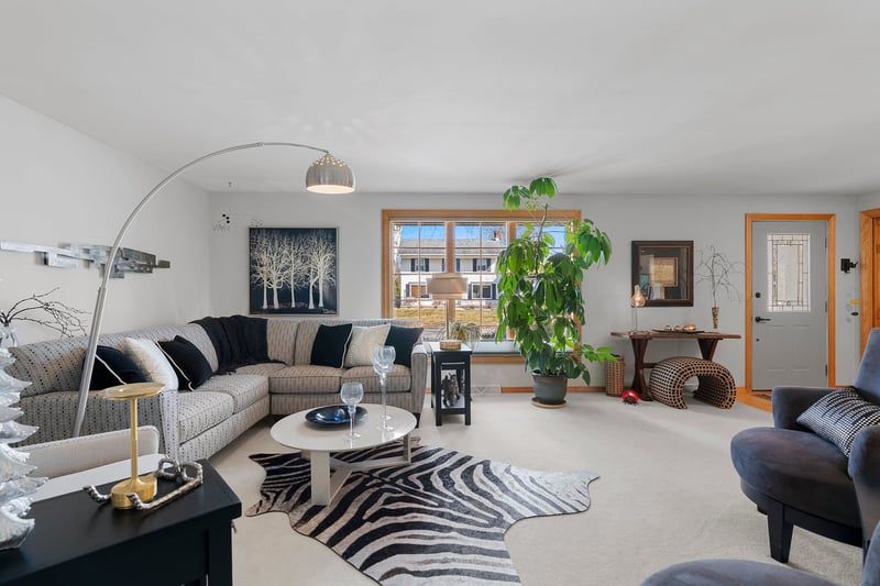 1831 Mayfair Dr, Appleton, WI 54914