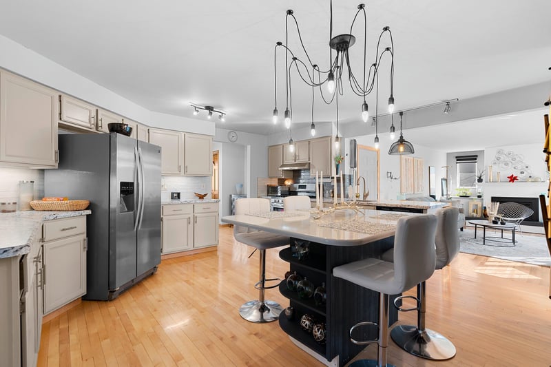 1831 Mayfair Dr, Appleton, WI 54914