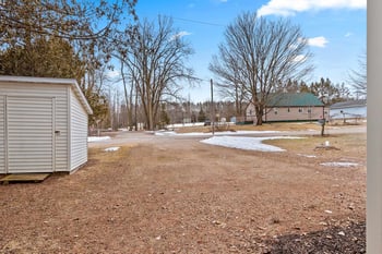 9762 Gray Lake Rd, Gillett, WI 54124-9567