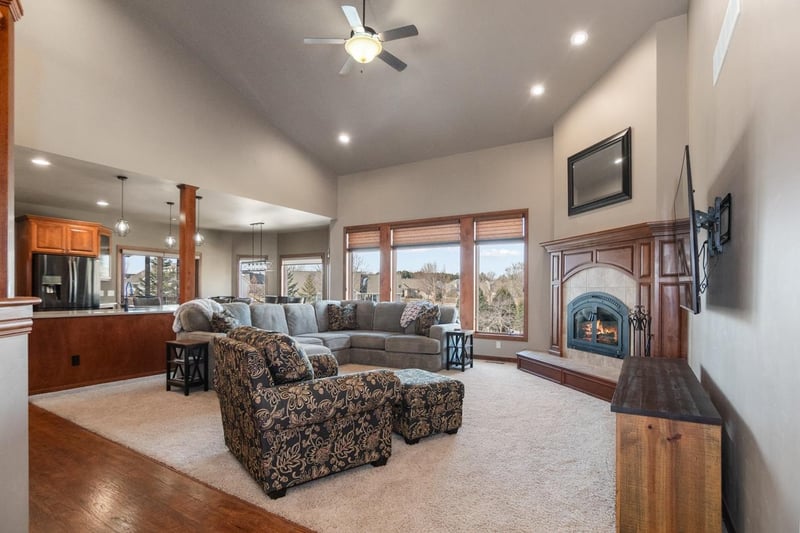 2145 Roberta Ct, Green Bay, WI 54313