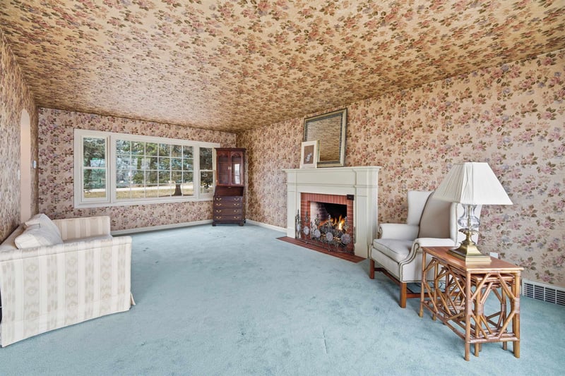 1710 Lakeshore Dr, Menasha, WI 54952