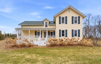 530 Clairville Rd, Oshkosh, WI 54904