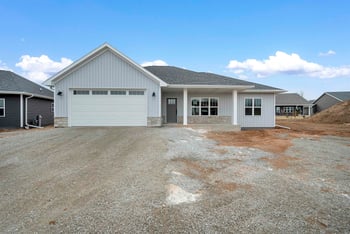 2407 Whispering Wind Ln, Green Bay, WI 54303