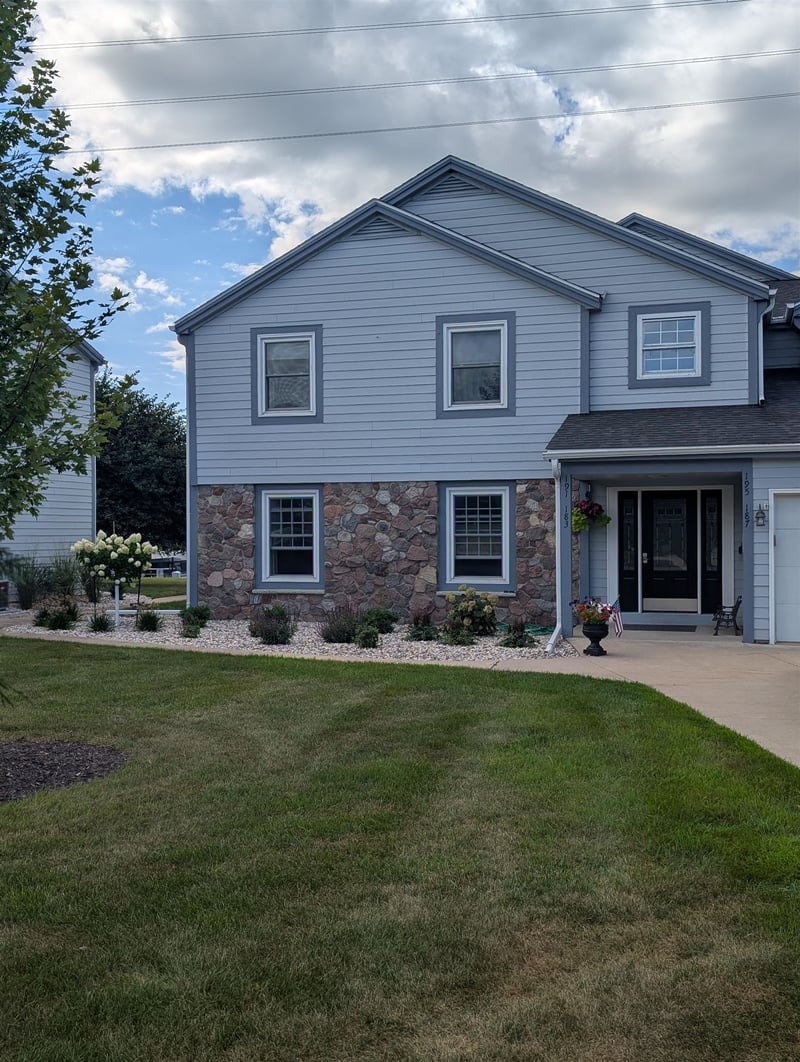 195 Captains Ct, Winneconne, WI 54986