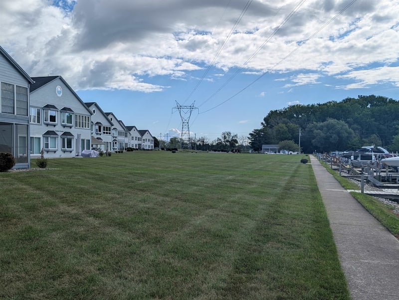 195 Captains Ct, Winneconne, WI 54986