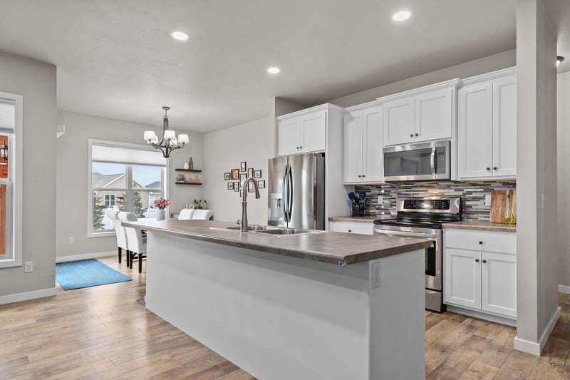3427 Tulip Trl, Little Chute, WI 54913