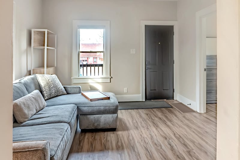 987 Kellogg St, Green Bay, WI 54303