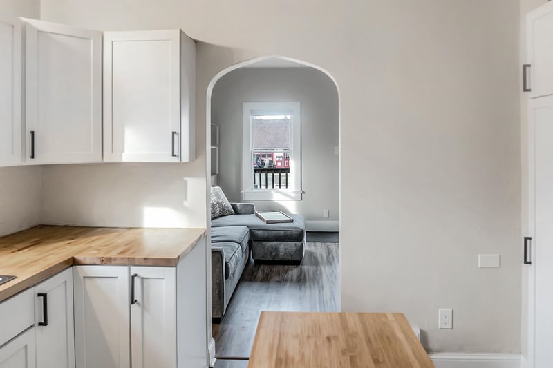 987 Kellogg St, Green Bay, WI 54303