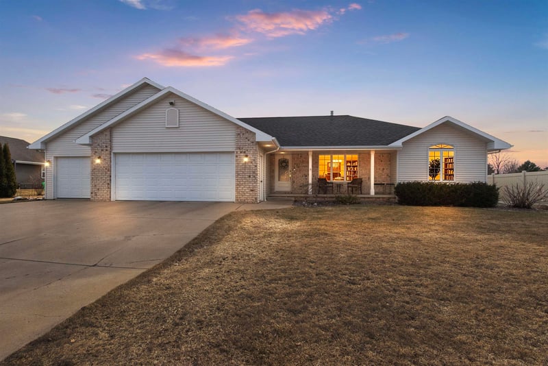 2500 Manitowoc Rd, Green Bay, WI 54311-5582