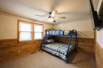 9849 White Lake Rd, Suring, WI 54174