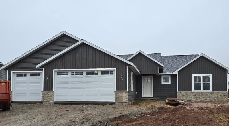 1765 Loyal Dr, Neenah, WI 54956