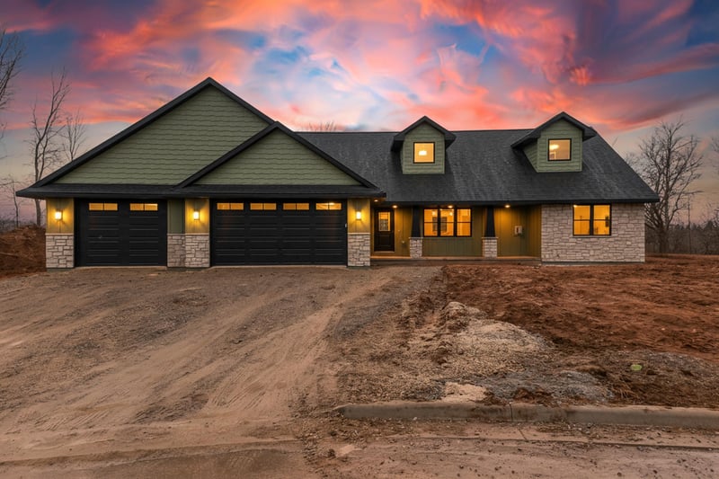 2984 Creekwood Dr, Green Bay, WI 54311