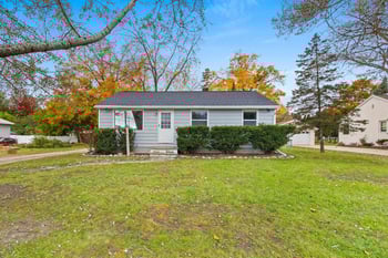 332 St Joseph St, Green Bay, WI 54301