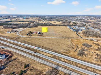 4036 Woodland Rd, Green Bay, WI 54313-7408