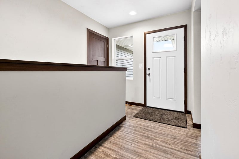 537 Golf Side Ct, Hortonville, WI 54944