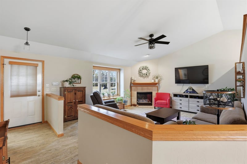 22 Spencer Village Ct, Appleton, WI 54914