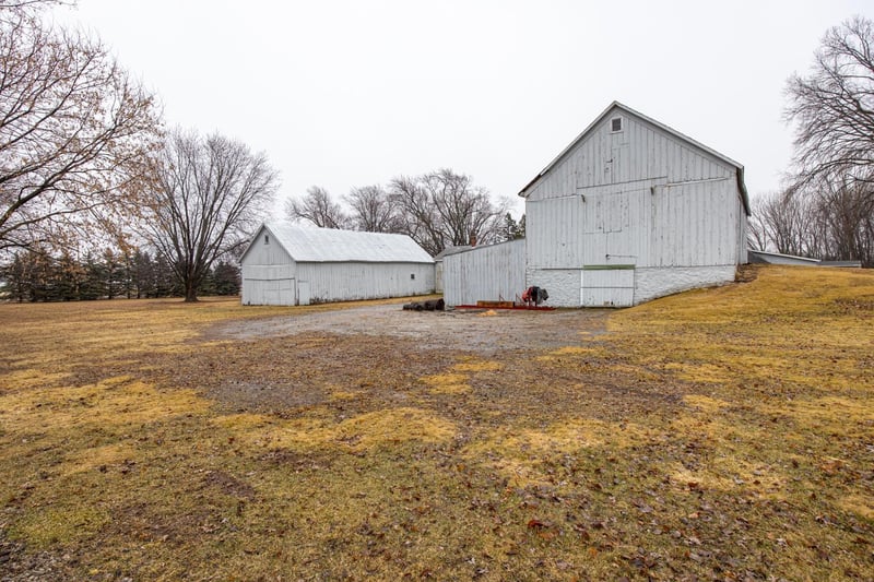 9651 Clayton Ave, Neenah, WI 54956