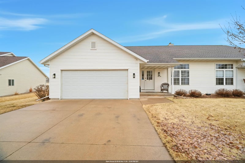 N9678 Hopfensperger Rd, Appleton, WI 54915