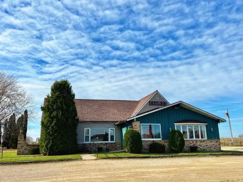 N3925 Friendship Cir, Shawano, WI 54166