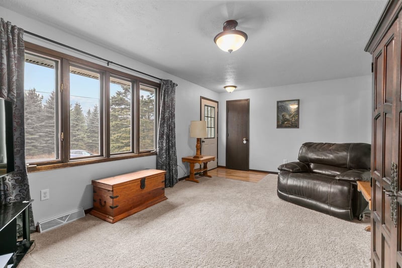 N2920 Main Rd, Hortonville, WI 54944