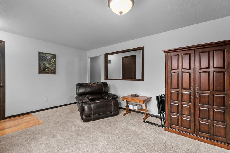 N2920 Main Rd, Hortonville, WI 54944