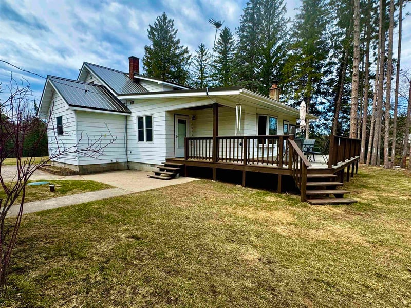13890 State Hwy 32, Mountain, WI 54149-9999