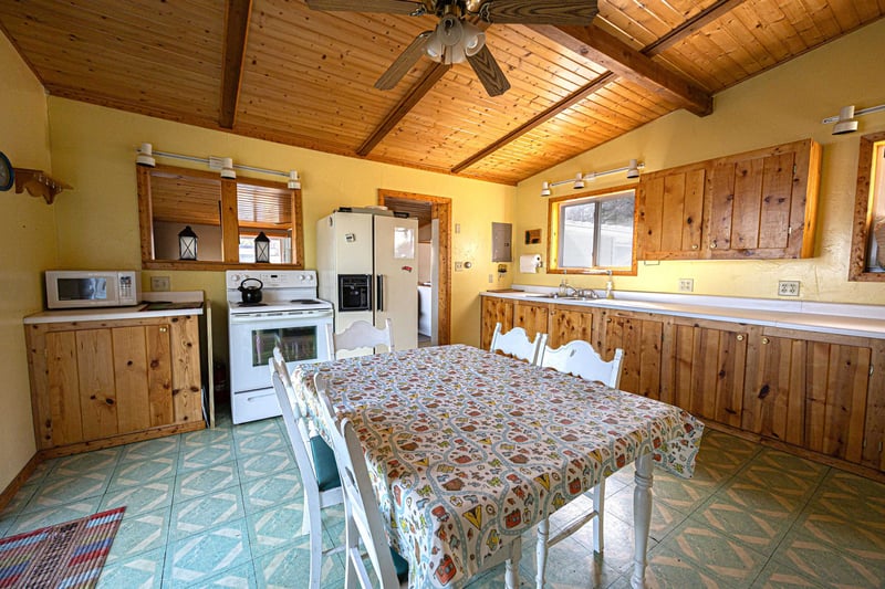 13820 Ranch Lake Dr, Pound, WI 54161