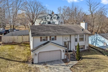 2494 Vagabond St, Green Bay, WI 54302-4425