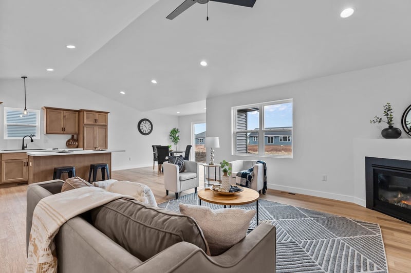 N9240 Homestead Ln, Appleton, WI 54915