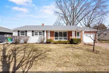 1492 Langlade Ave, Green Bay, WI 54304