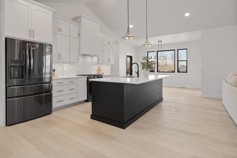 3379 Glendale Ave, Green Bay, WI 54313