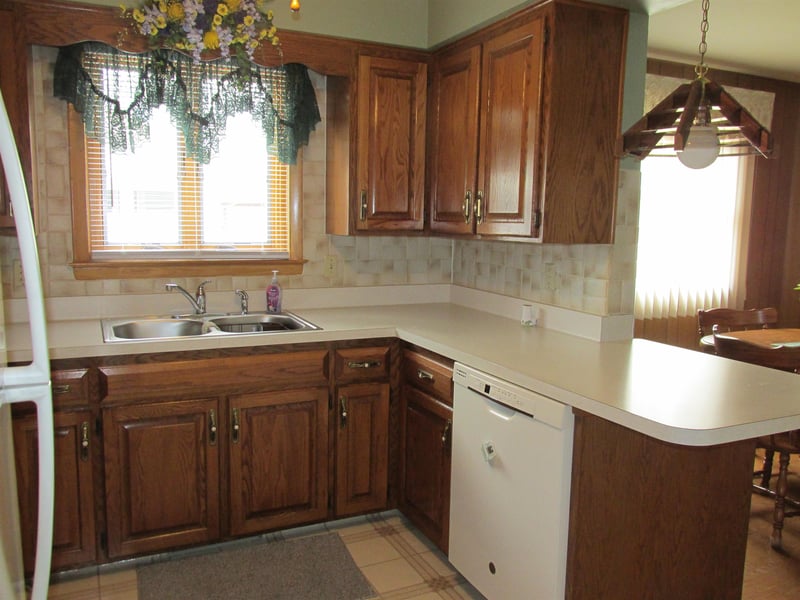 1011 Lindbergh St, Appleton, WI 54911