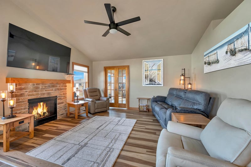 3865 Meunier Ln, Green Bay, WI 54311