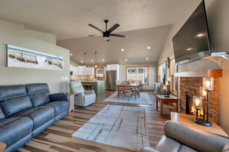 3865 Meunier Ln, Green Bay, WI 54311