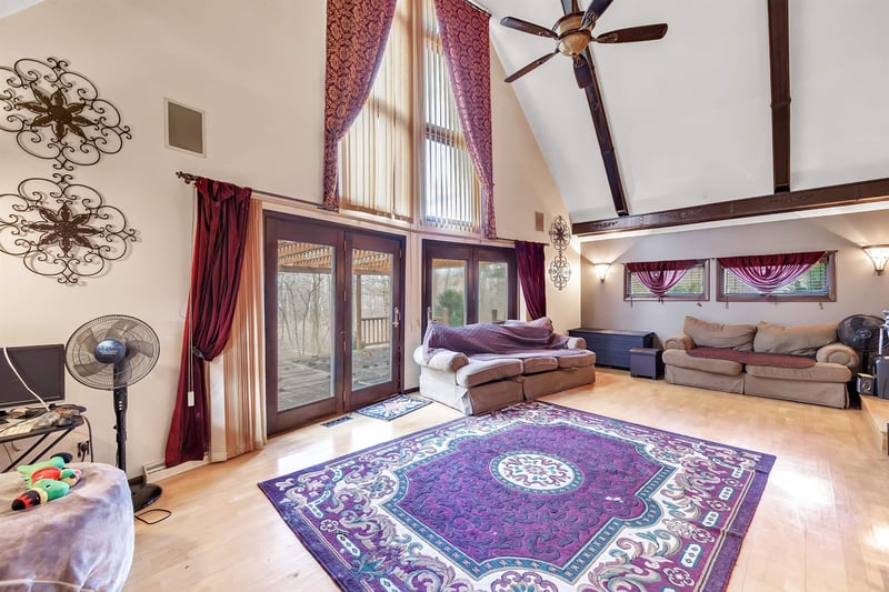 6871 Gregory Ln, Sobieski, WI 54171-9665