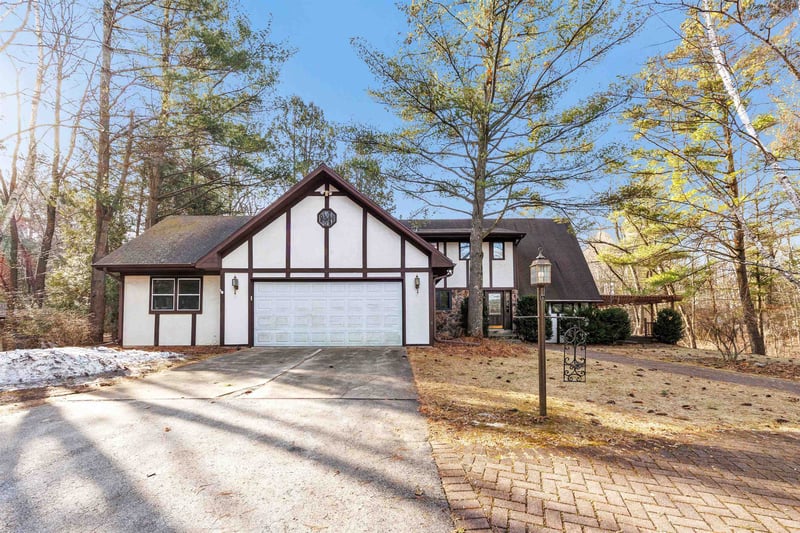 6871 Gregory Ln, Sobieski, WI 54171-9665