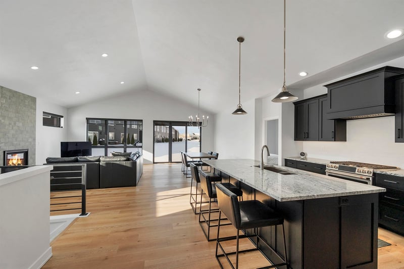 396 Aldon Cir, Green Bay, WI 54304