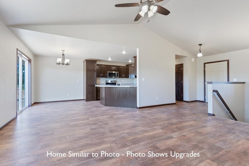 1720 Betty Jean Ln, Green Bay, WI 54313