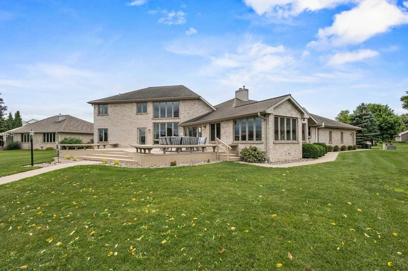 2516 Van Rite Ct, Green Bay, WI 54301