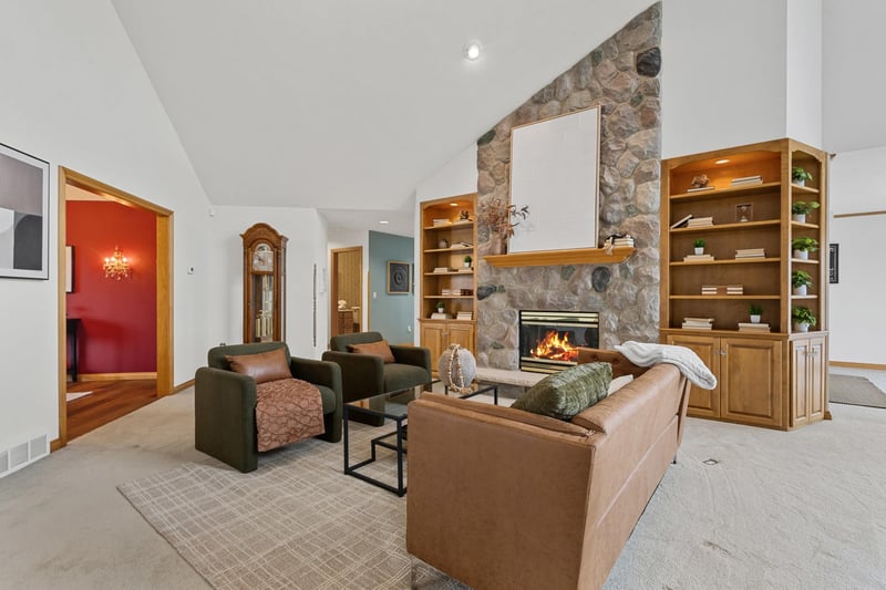 2516 Van Rite Ct, Green Bay, WI 54301