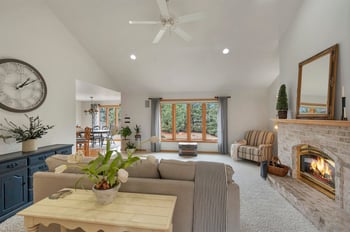 3670 Copper Oak Cir, Green Bay, WI 54313-8476