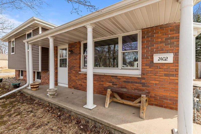 2402 Madison St, Appleton, WI 54915