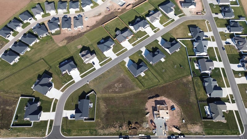 2392 Scheuring Rd #72, De Pere, WI 54115