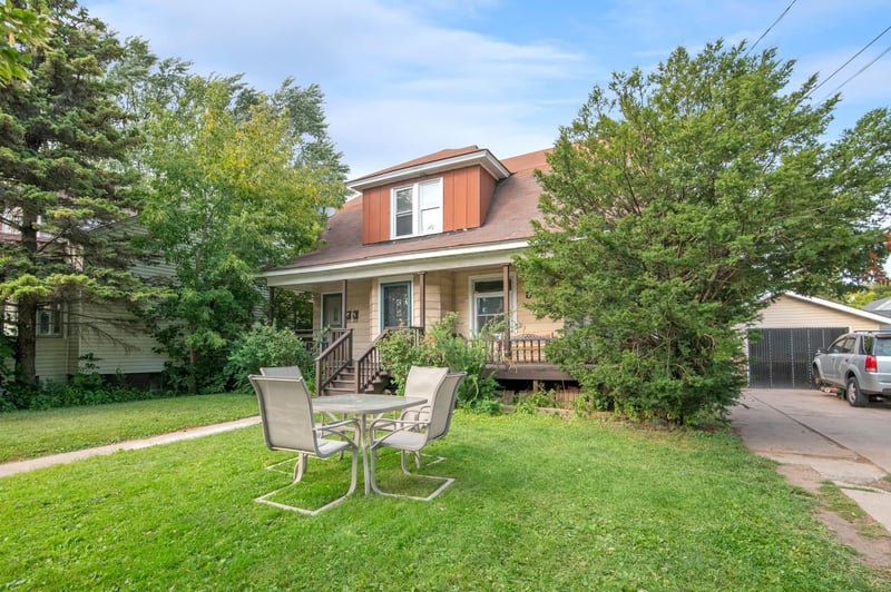 828 Mather St, Green Bay, WI 54303