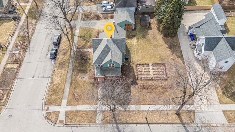 913 5th St, Appleton, WI 54914-5353